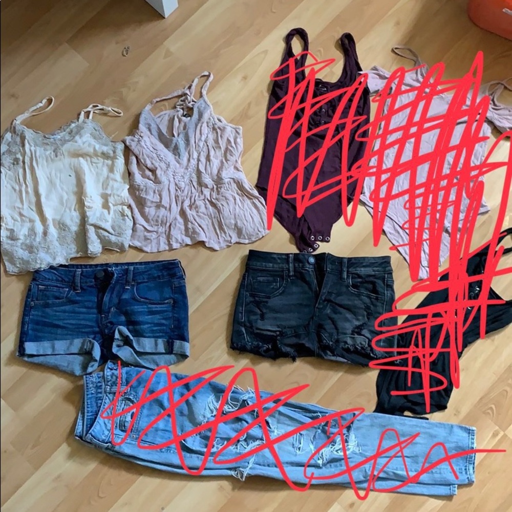 two american eagle shorts and two tank tops